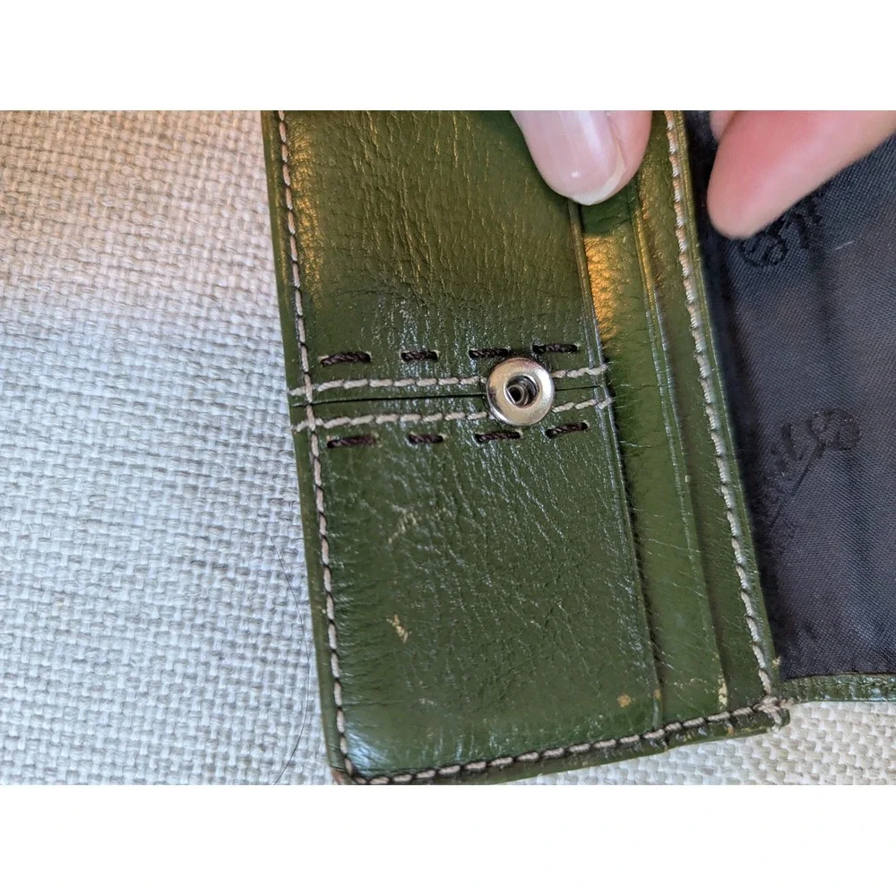 Vtg Fossil Card Green Leather Contrast Stitch Snap Bifold ID Window Wallet